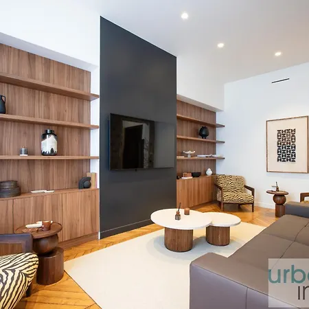 Urbanflat 197 - Champs Elysees Saint Honore Apartment Paris